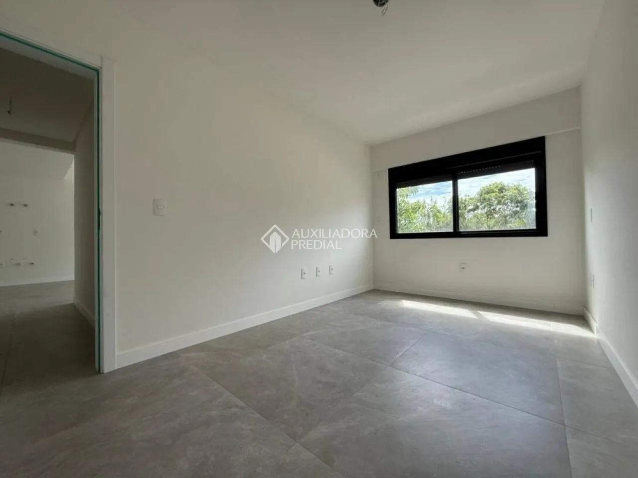 Apartamento com sacada no Porto da Lagoa. - Foto 4