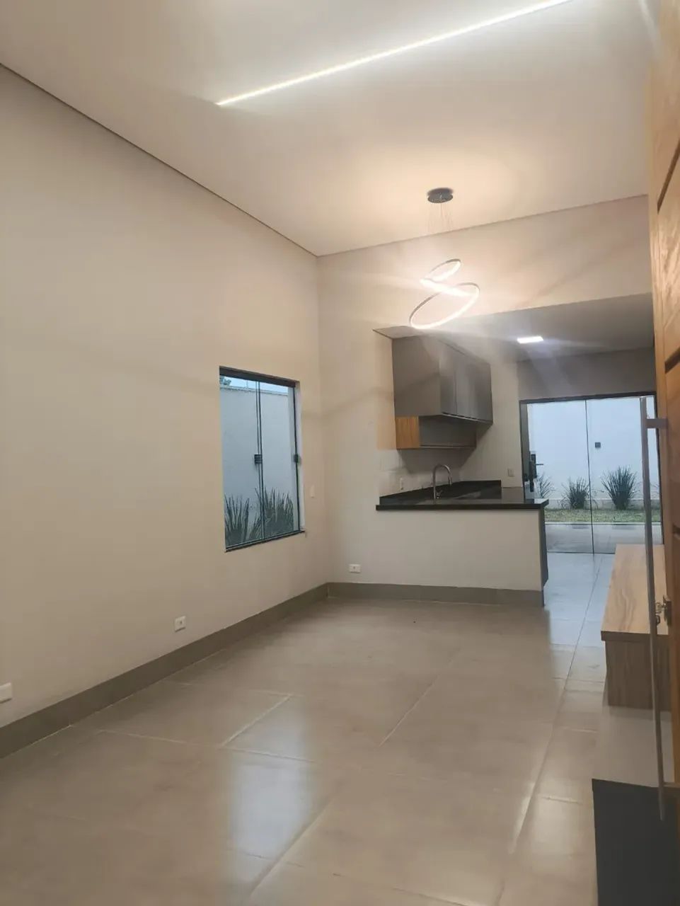Belíssima Casa próxima a UCDB - Foto 5