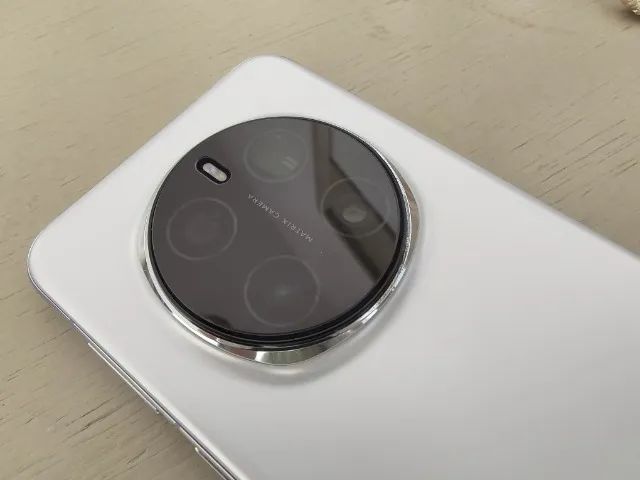 HONOR Magic 7 Pro 12GB RAM 256GB Branco - 3 meses de uso - Foto 5