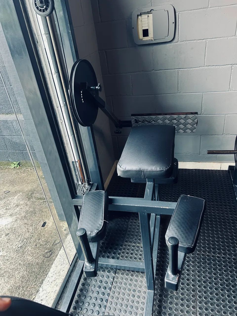 Aparelho de academia/musculação 4 apoios - Foto 2