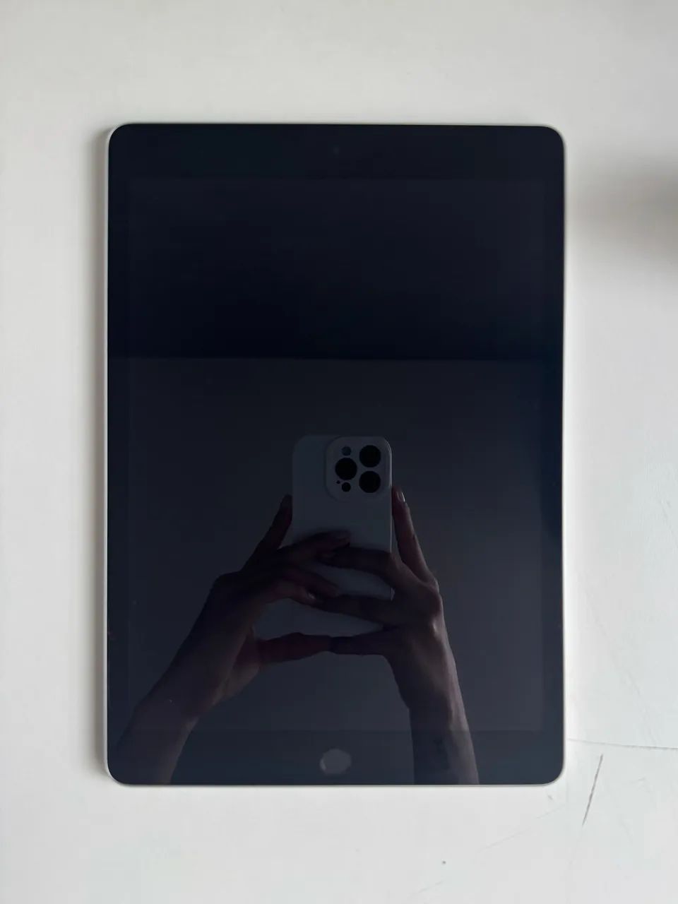 iPad 9a Geração Prata 64GB + Capa Teclado + Caneta Stylus - Foto 3