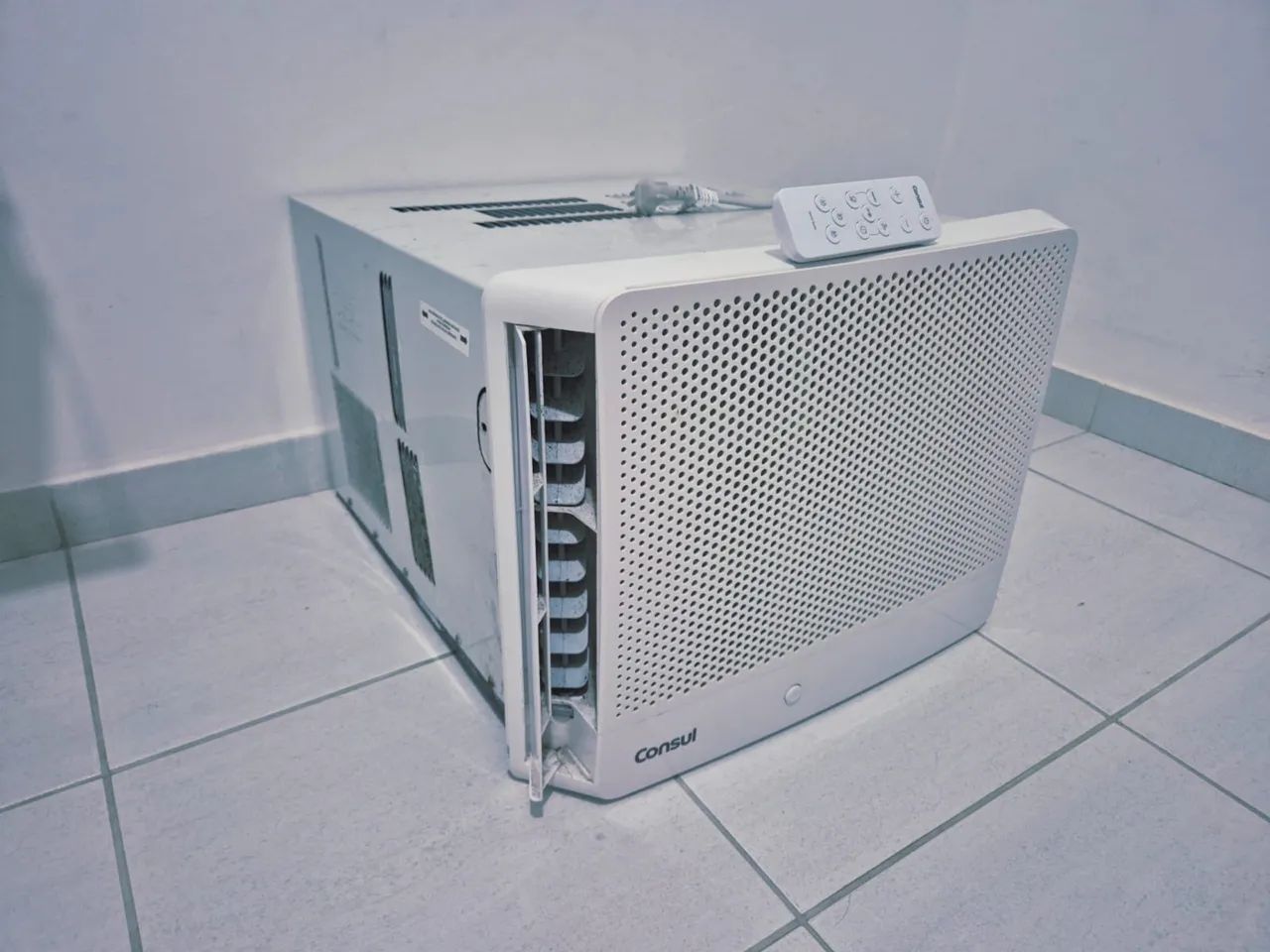 AR CONDICIONADO DE JANELA - Foto 4