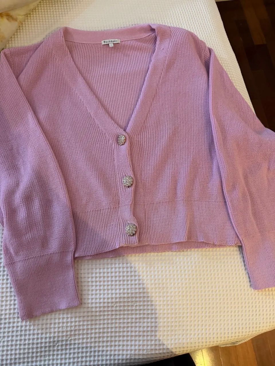 Conjunto de blusa e casaquinho semi novo
