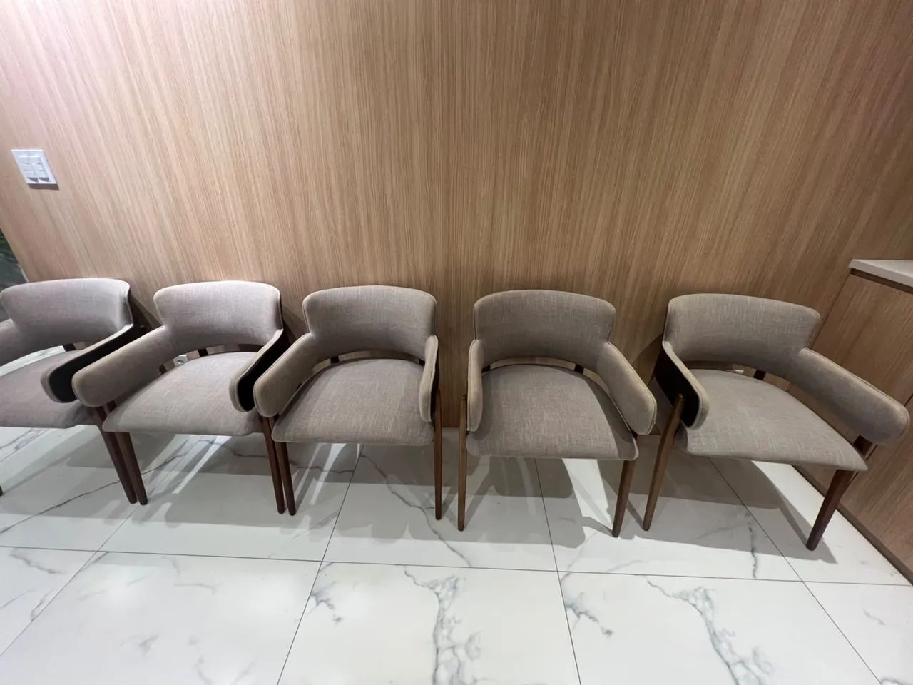 Cadeiras Delinear  - Foto 2