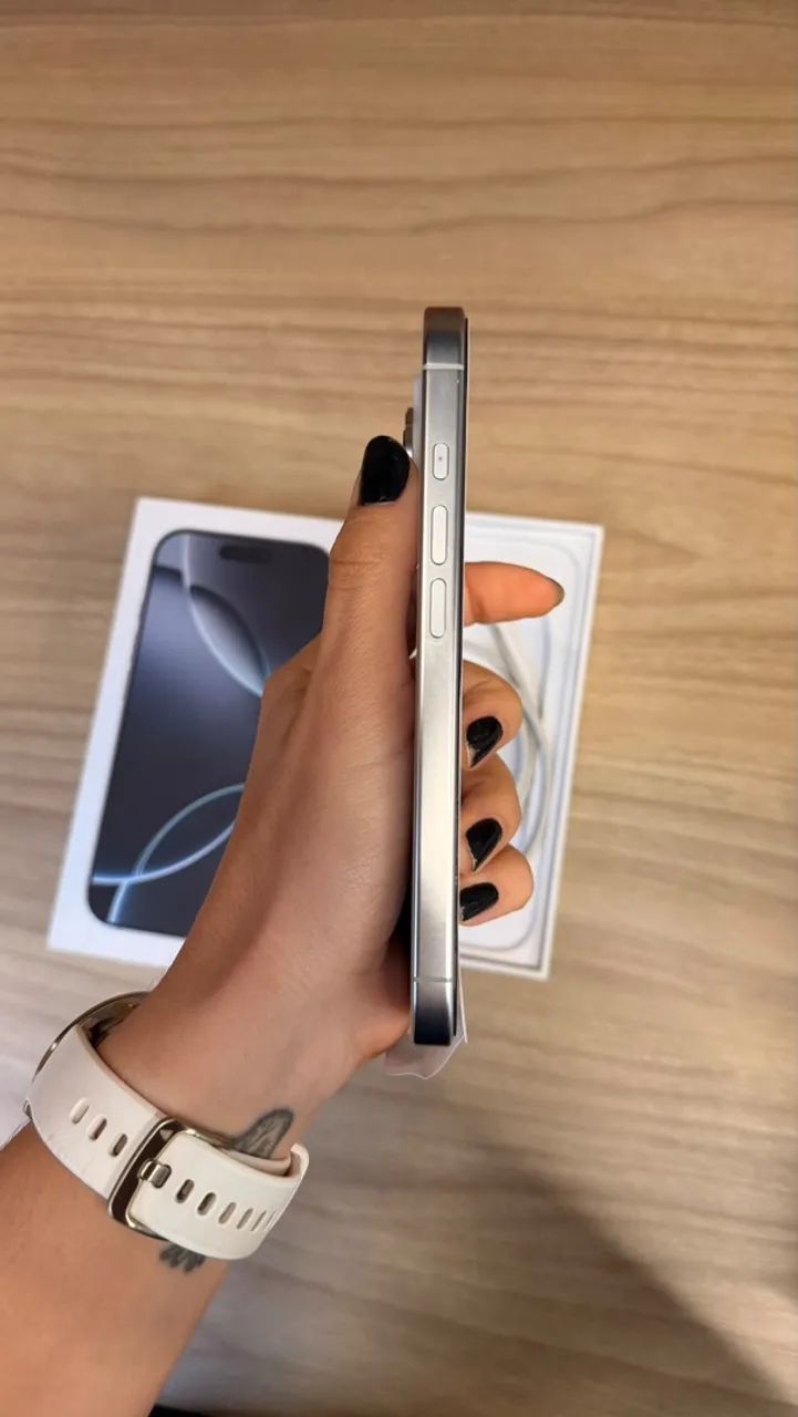 iPhone 16 pro 256gb - Foto 2
