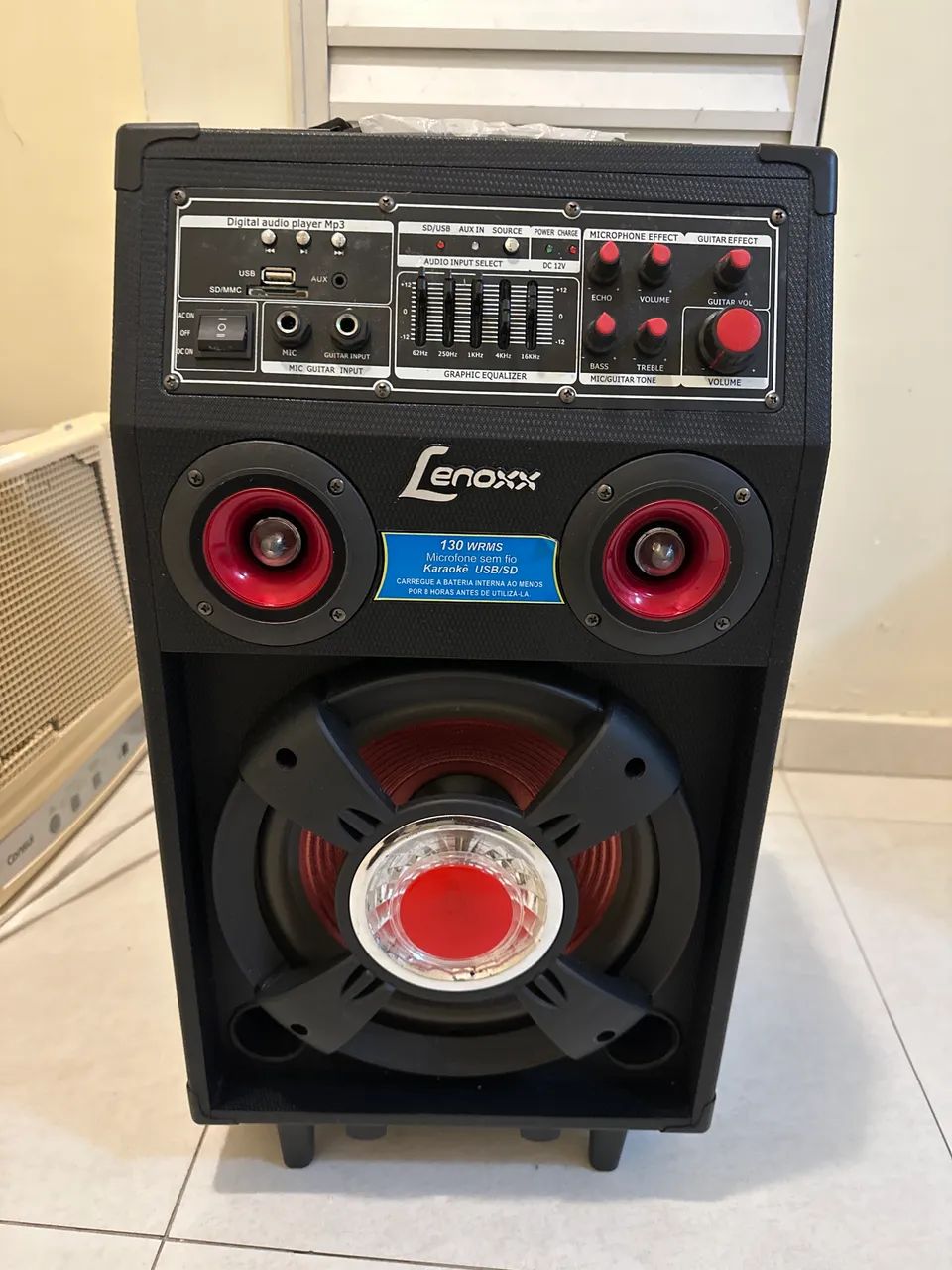 Caixa amplificada Lenox