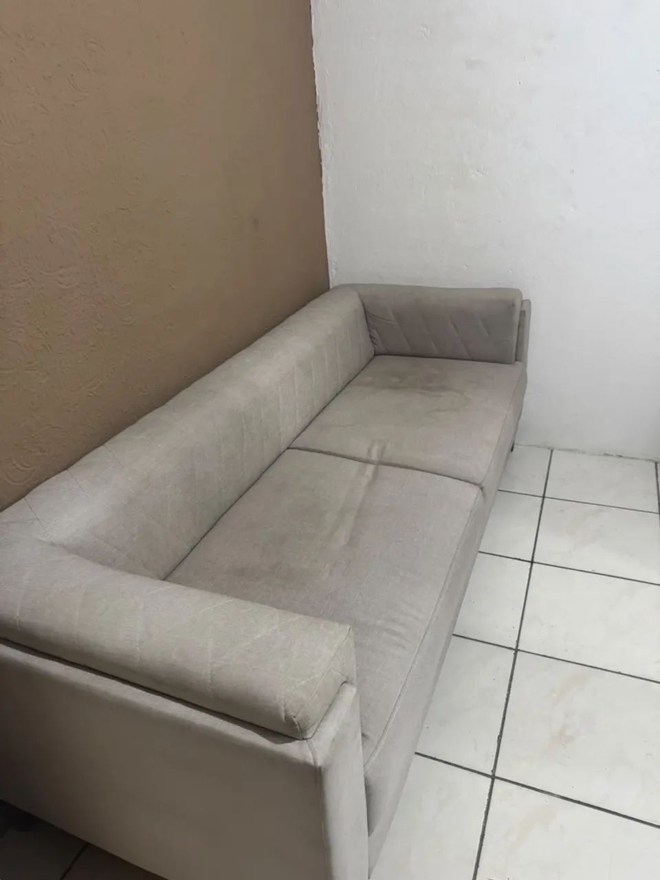 Sofá 3 Lugares 2m em Linho Bege - Excelente Material - Foto 3