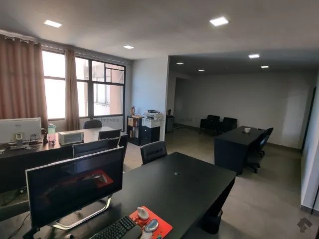 Sala comercial mobiliada no centro da cidade