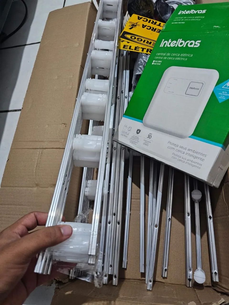 Cerca Elétrica Intelbras - Foto 2