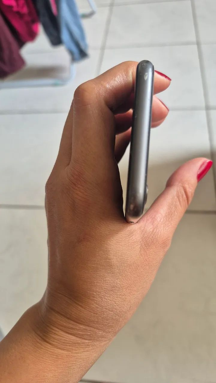 iPhone 8 usado - Foto 5