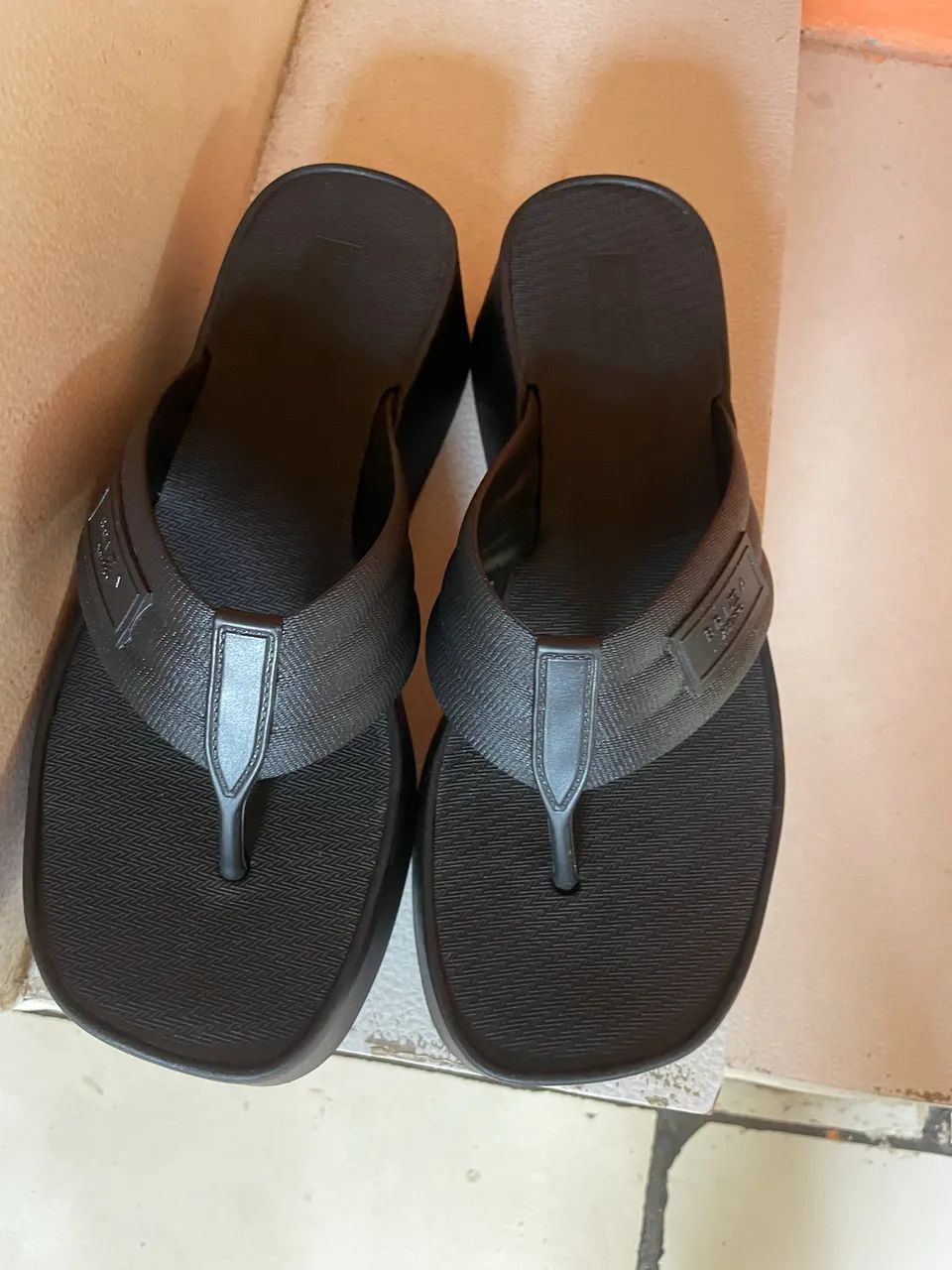 Sandália Arezzo zerada  - Foto 4