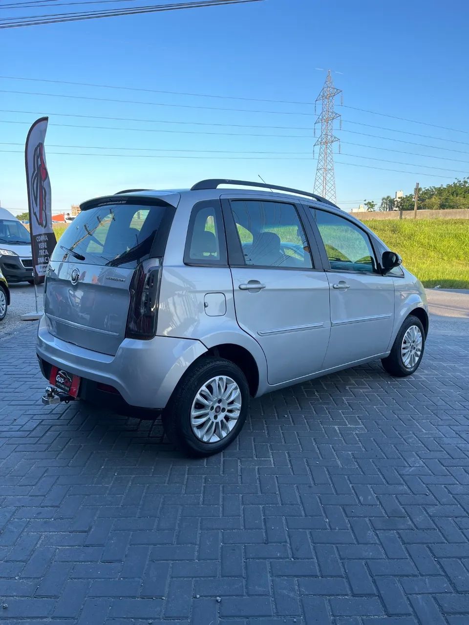 Fiat Idea Attractive 1.4 Fire Flex 8V 5P 2011 - Foto 4