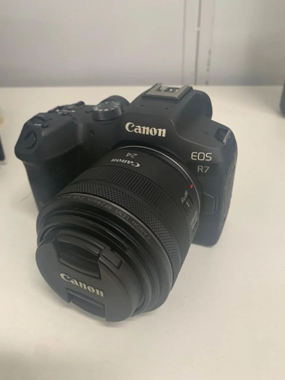 Canon R7