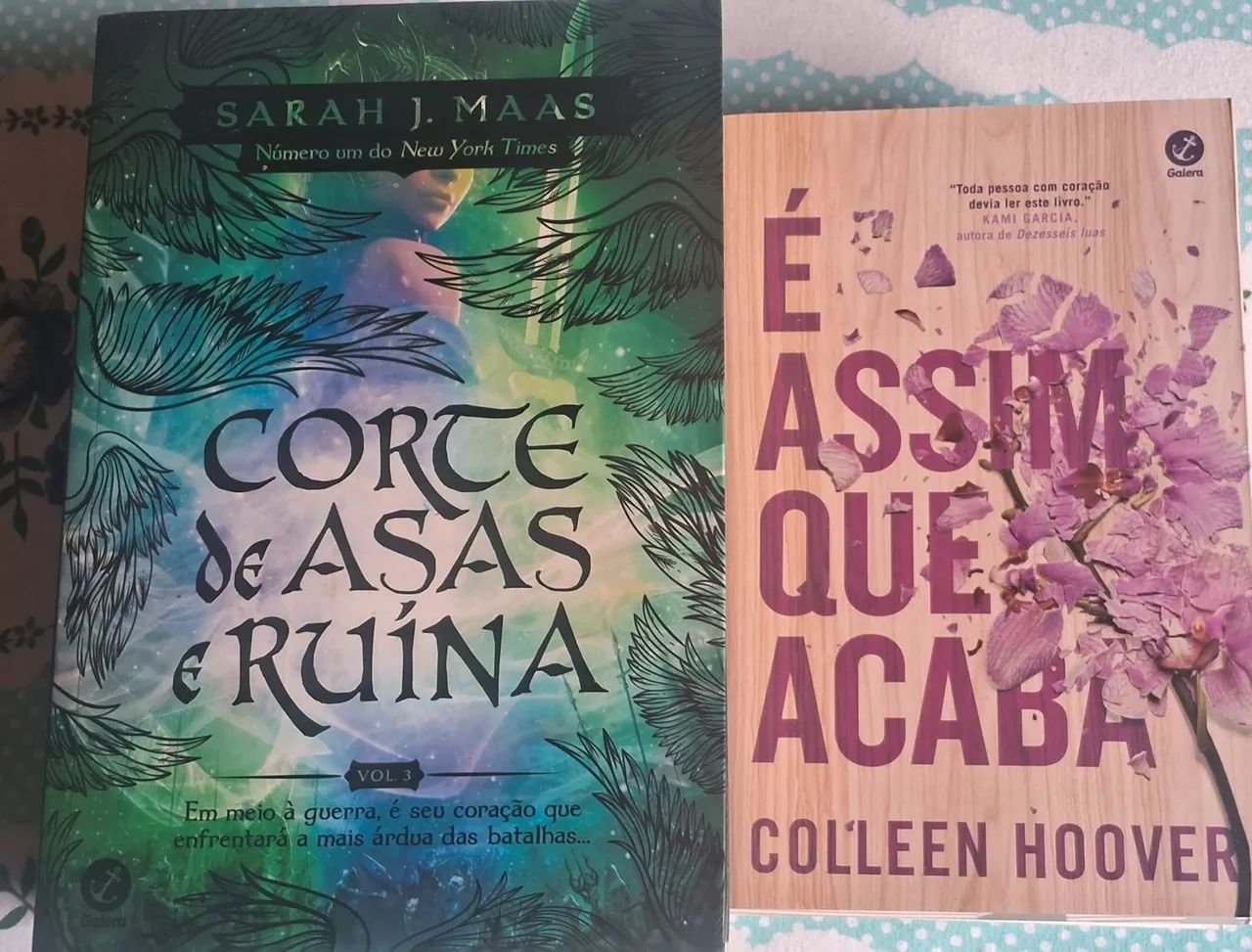 Box livros colleen hoover e acotar por 280 reais 