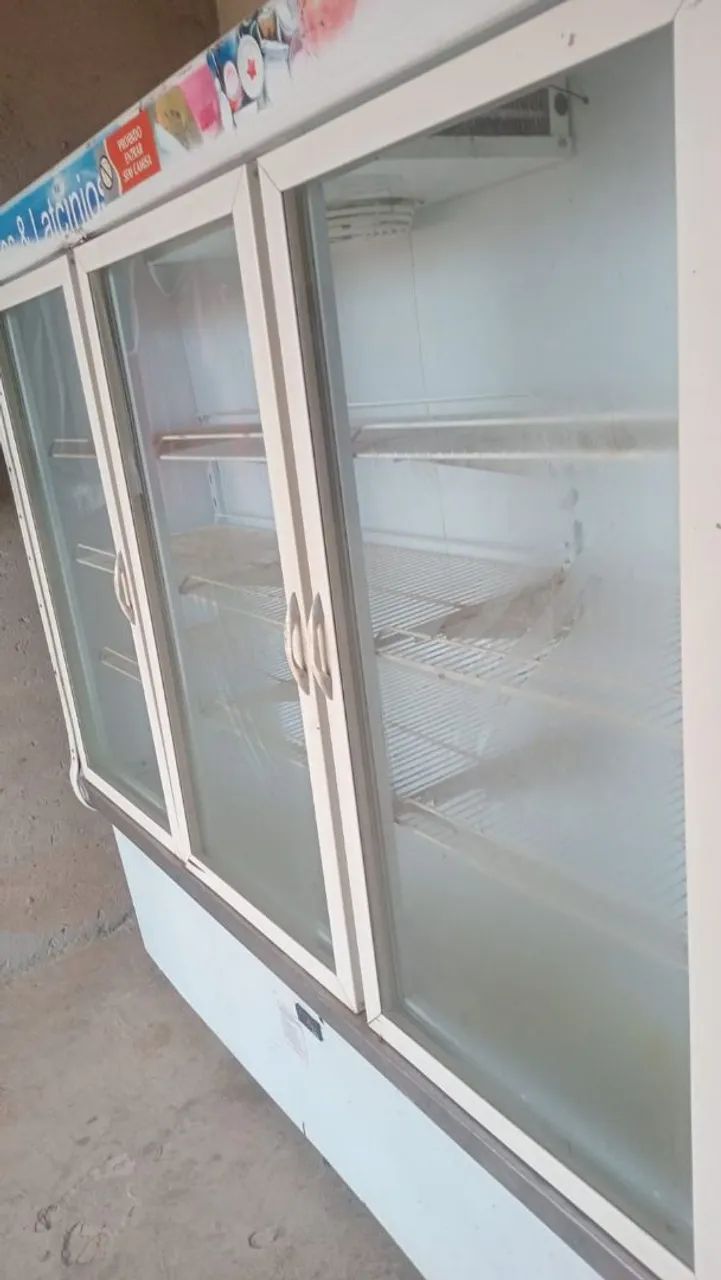 Expositor de três portas marca termisa para frios e laticínios  - Foto 2