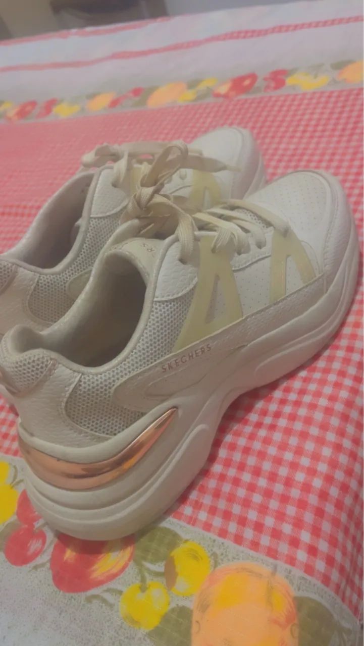 Tênis skechers 