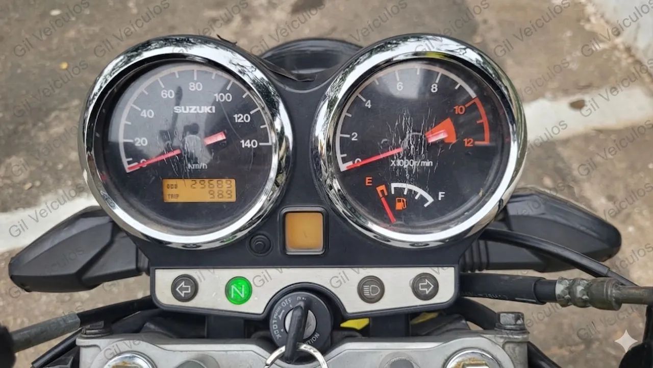 Suzuki GSR 125 - Foto 5