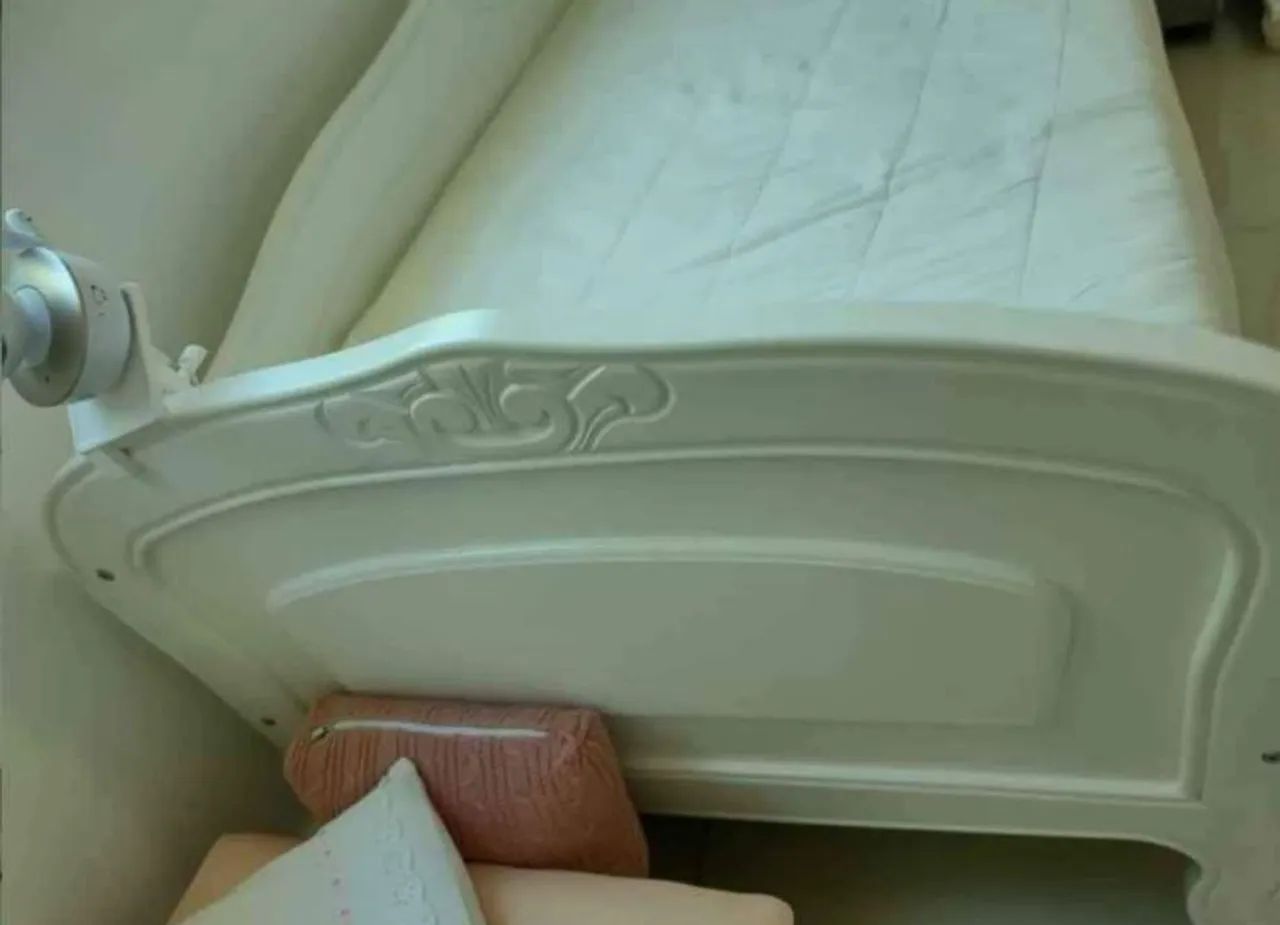 Cama sofá provençal+ colchão  - Foto 3