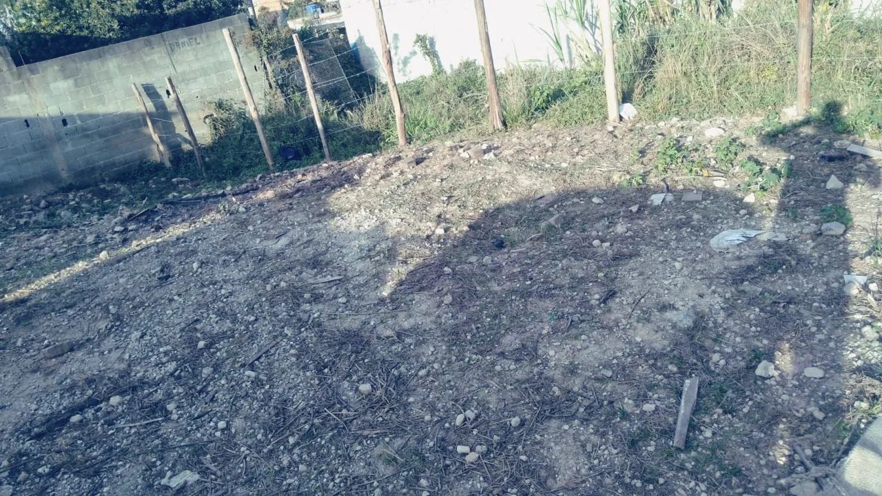 Vende-se terreno 