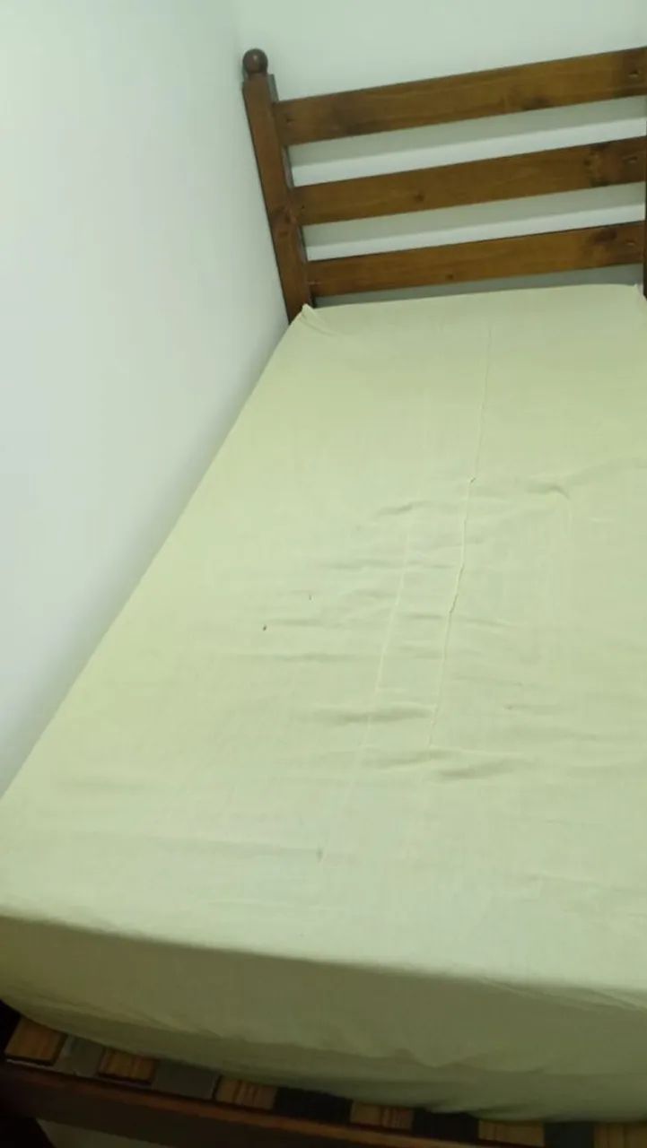 Cama de madeira + colchão  - Foto 3
