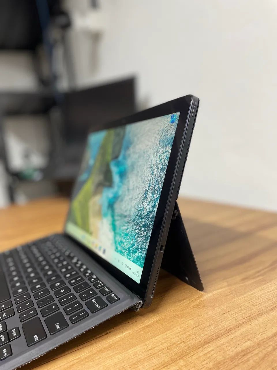 NOTEBOOK/TABLET DELL i7 7aG 16GB de MEM SSD 256GB