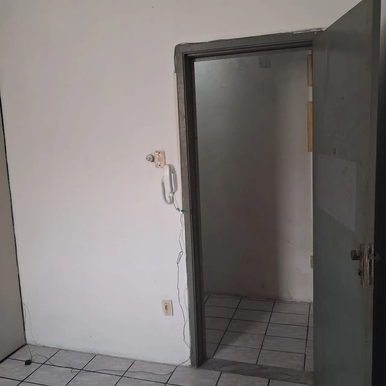 ALUGO SALA COMERCIAL  - Foto 3