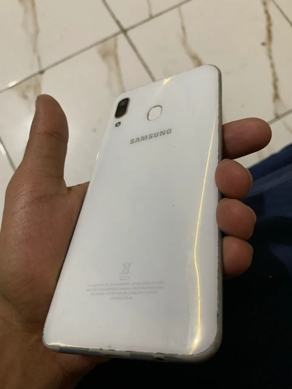 Samsung A30 - Foto 2