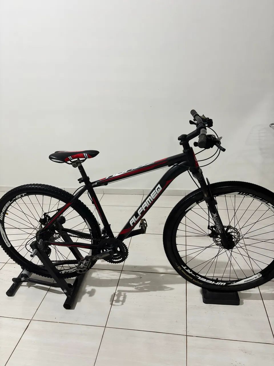 Bicicleta Alfameq + Rolo de Treino - Foto 2