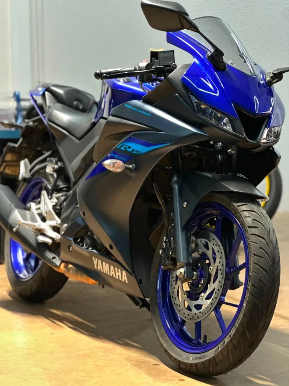 R15 2025