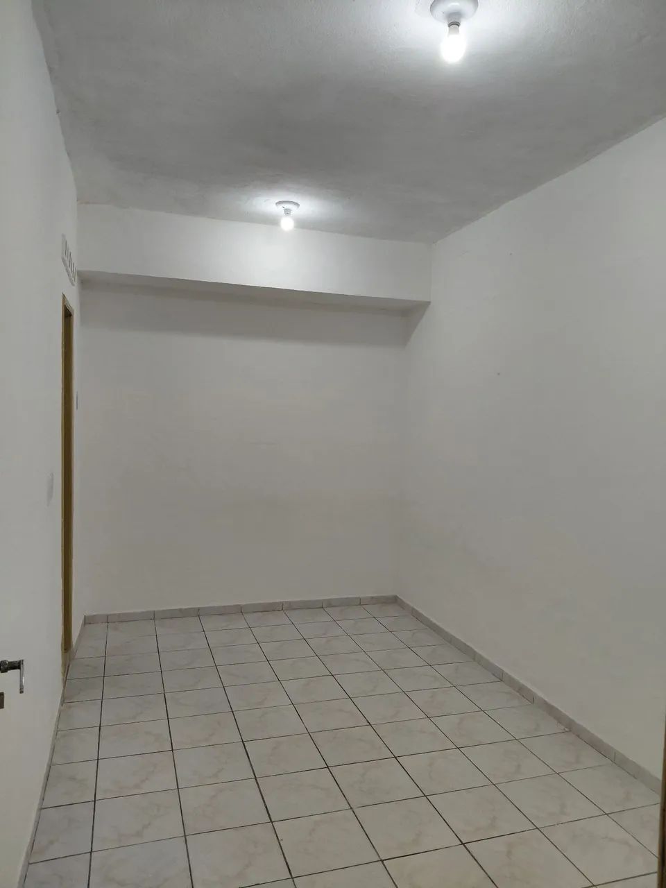 Aluga-se quitinete térreo no poço - Foto 4