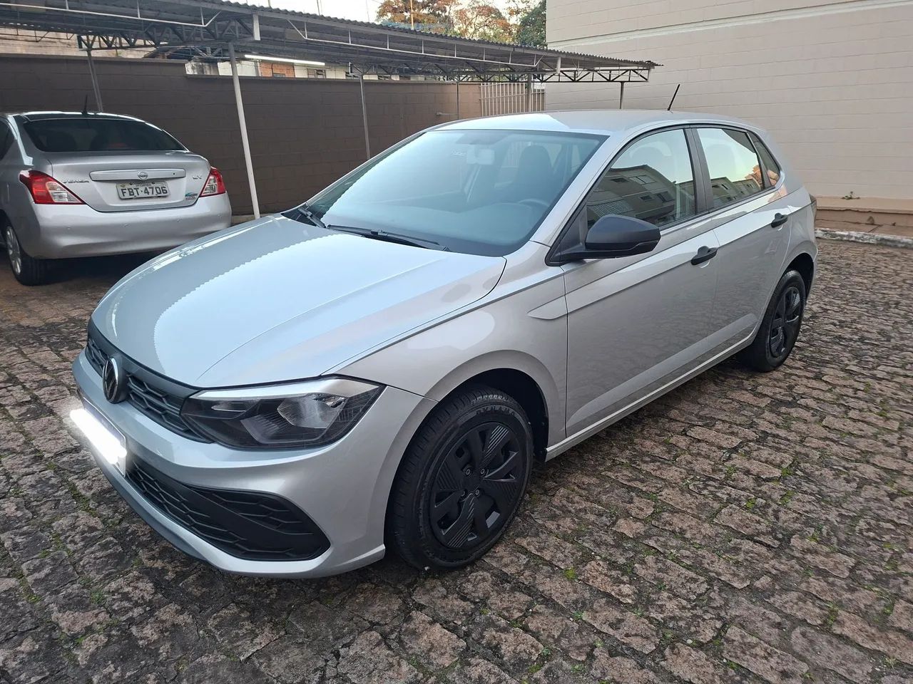 Volkswagen Polo Polo Track 1.0 Flex 12V 5p 2025