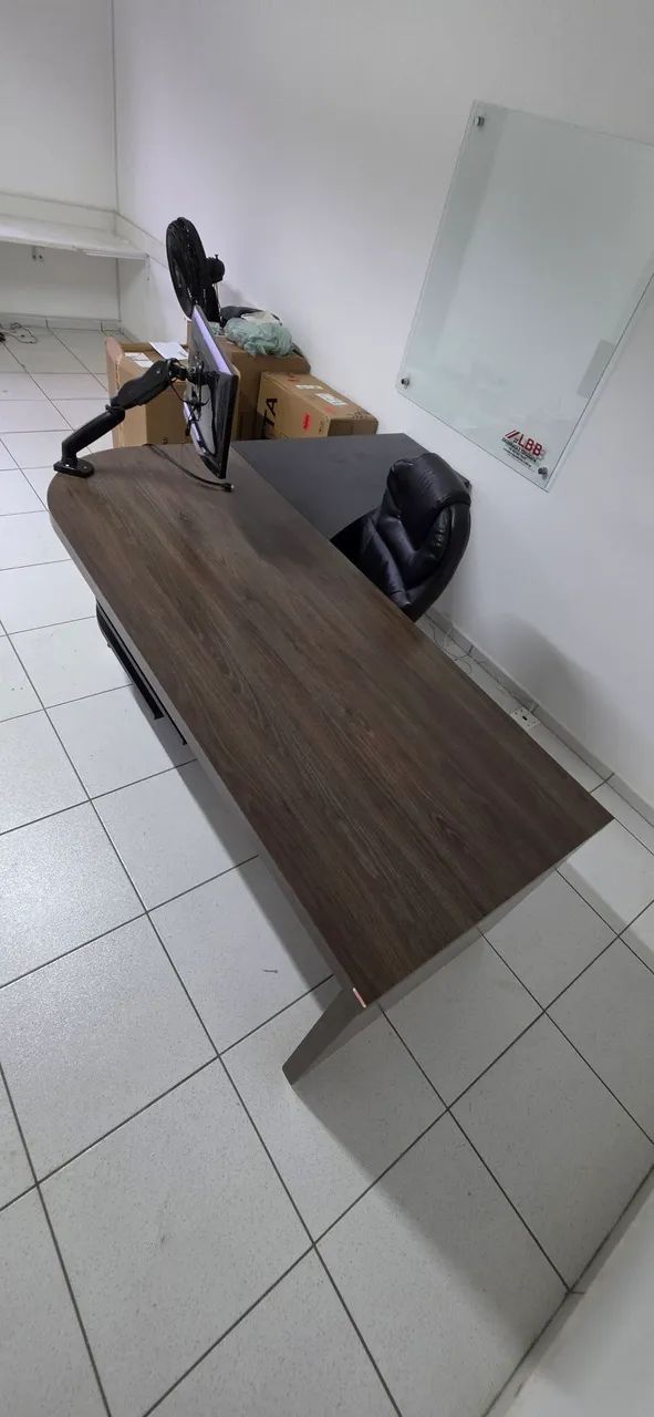 Mesa Escritório Presidente  - Foto 3