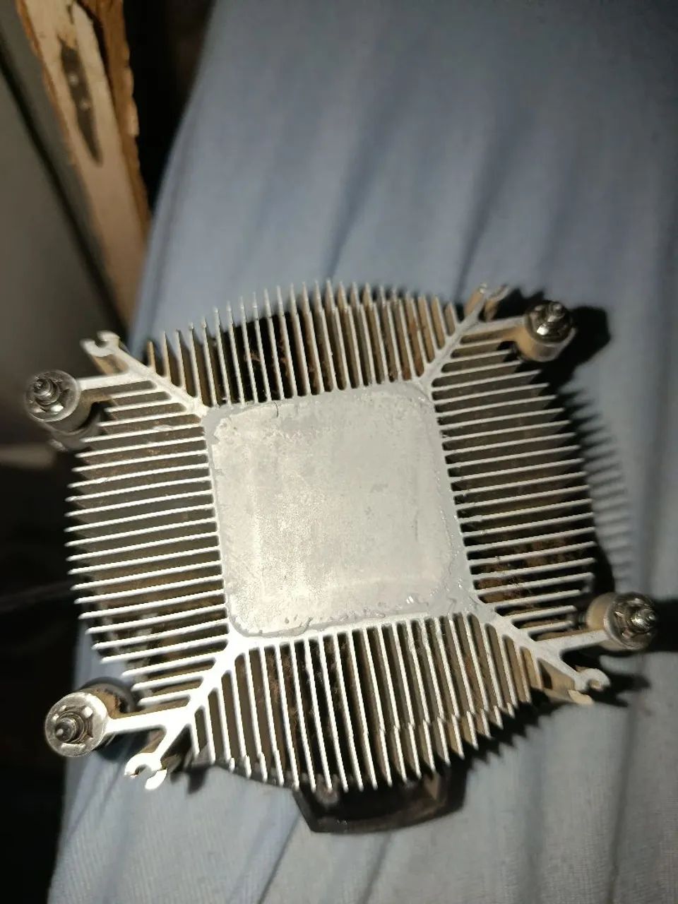 Vendo esse Air cooler amd sem suporte traseiro