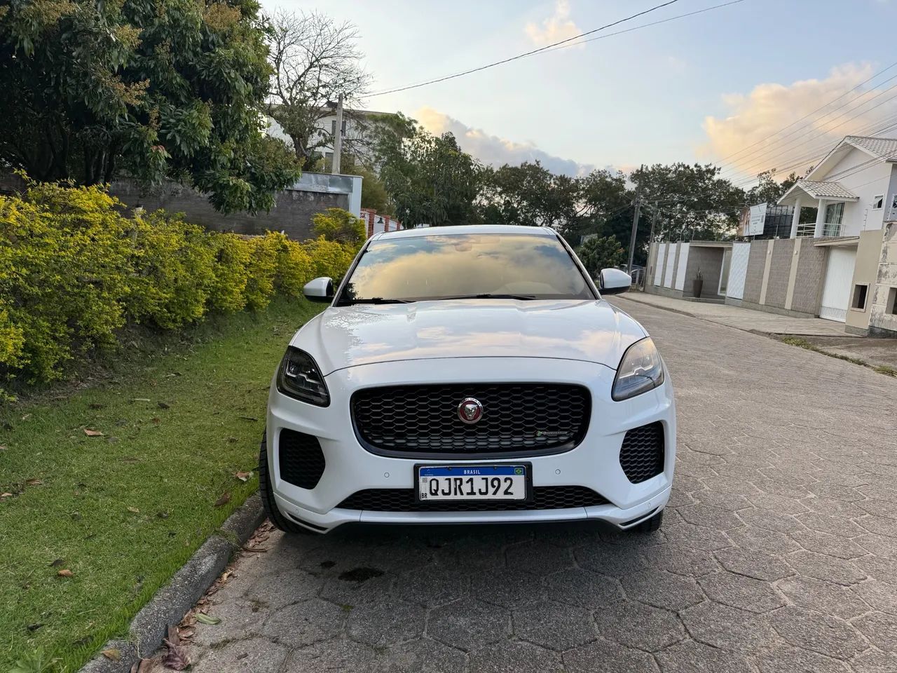 Jaguar E-Pace R-dynamic S 2.0 AWD 249cv Aut. 2018 - Foto 3