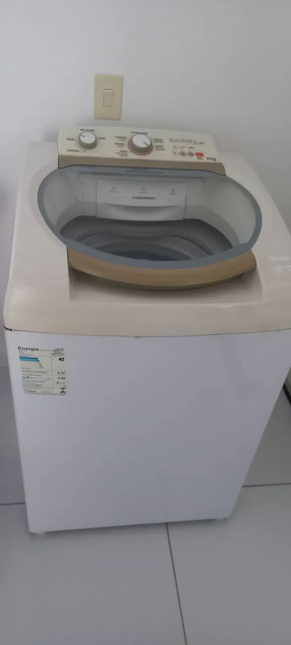 MÁQUINA de lavar brastemp 11kg com defeito .