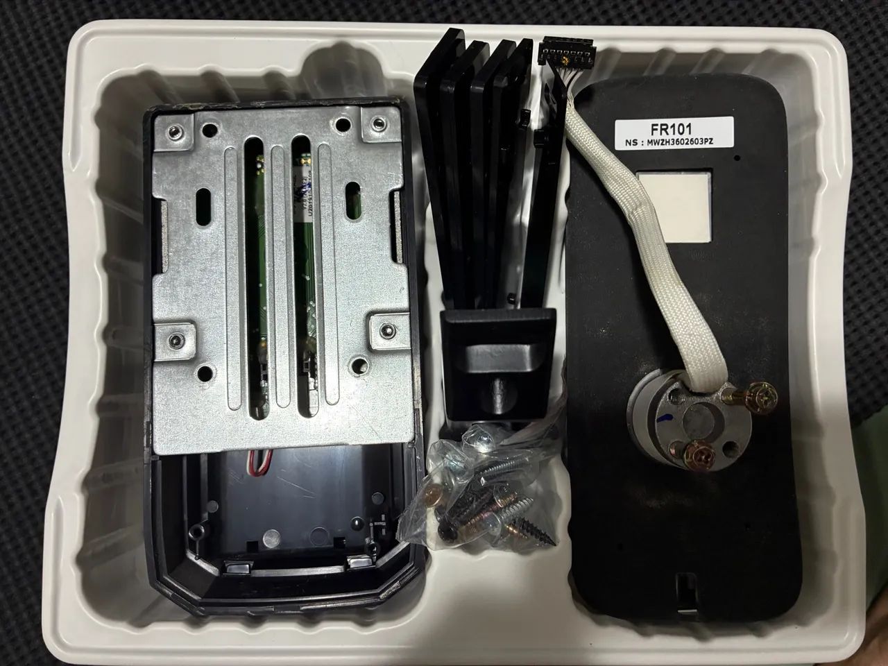 Fechadura eletrônica FR101 Intelbras