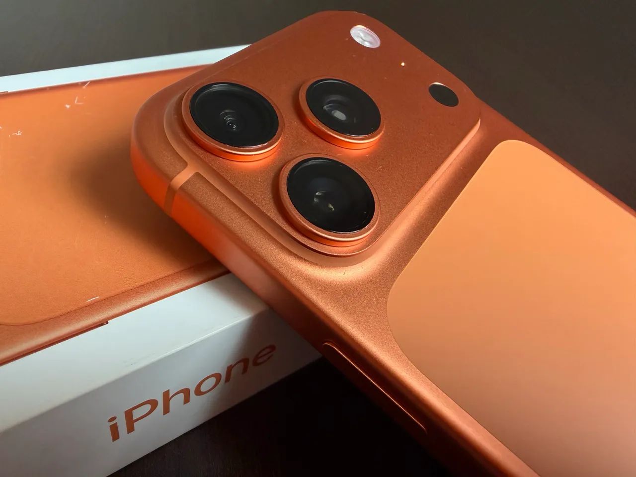 17 PRO iPhone - 256gb - (6 meses de uso) - Foto 4