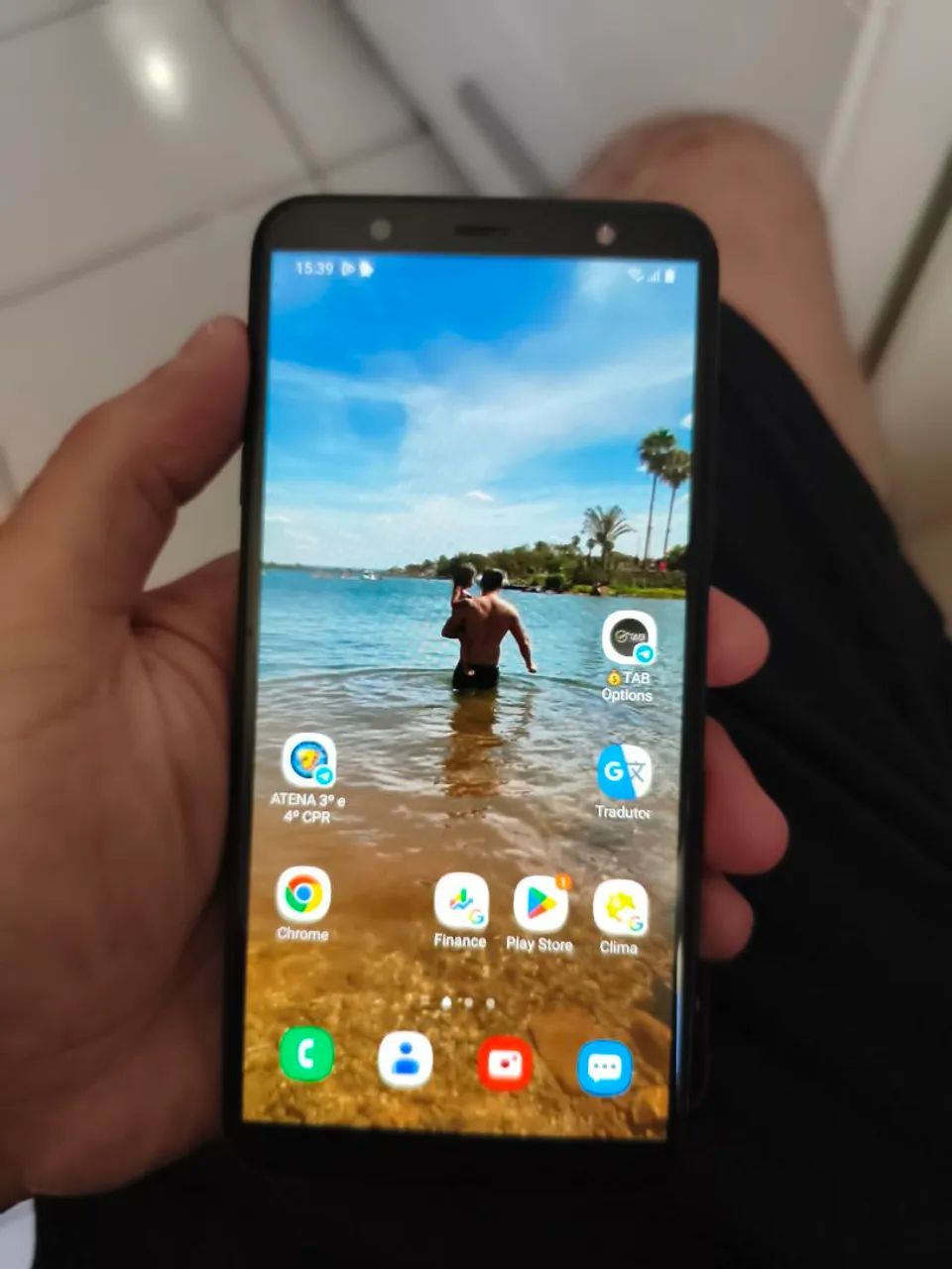 Samsung Galaxy J8 - Foto 4