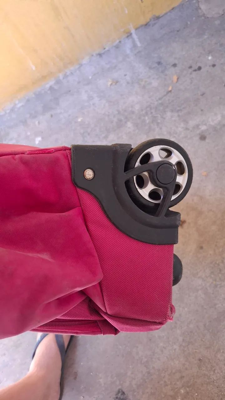 MOCHILA DE RODINHAS REFORÇADA - Foto 5