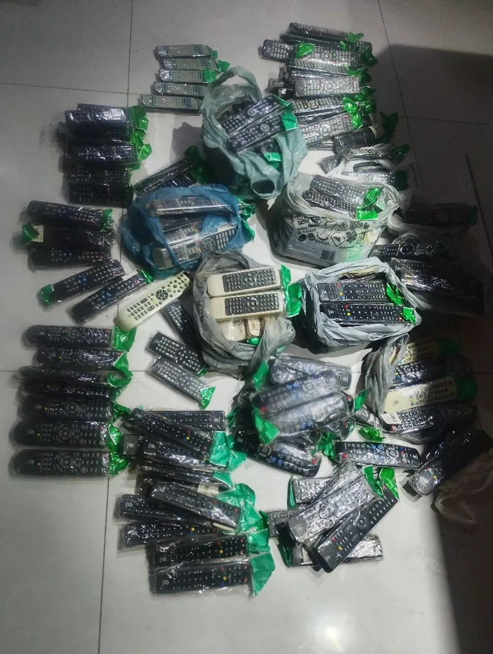 300 controle remoto - Foto 2