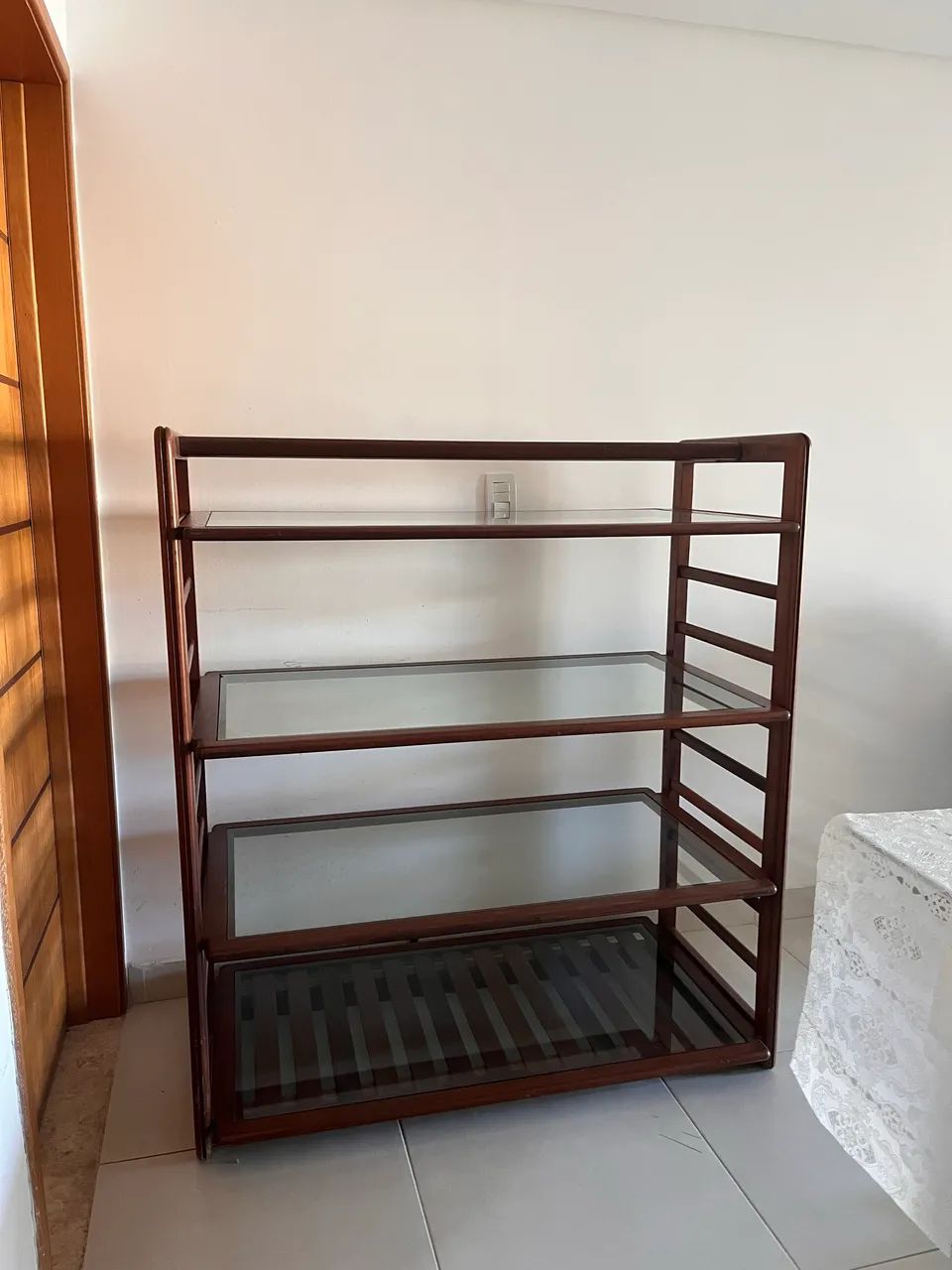 Estante em Madeira