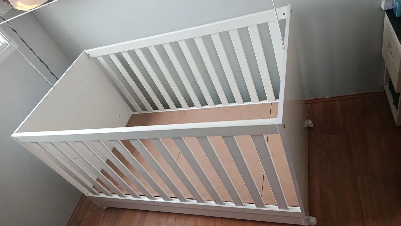 Vendo berço 2 em 1 em perfeito estado - Foto 2