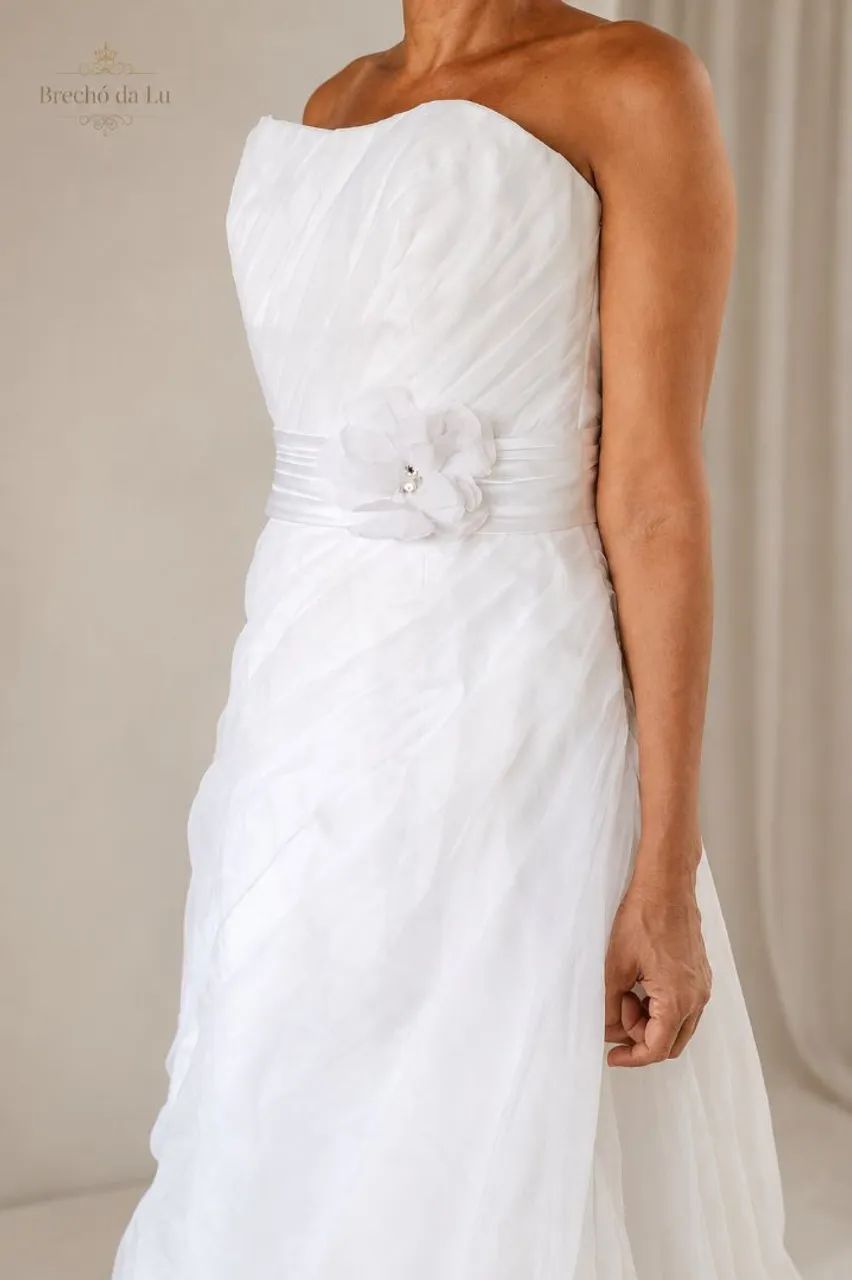 Vestidos, grinaldas e saiotes - Foto 4