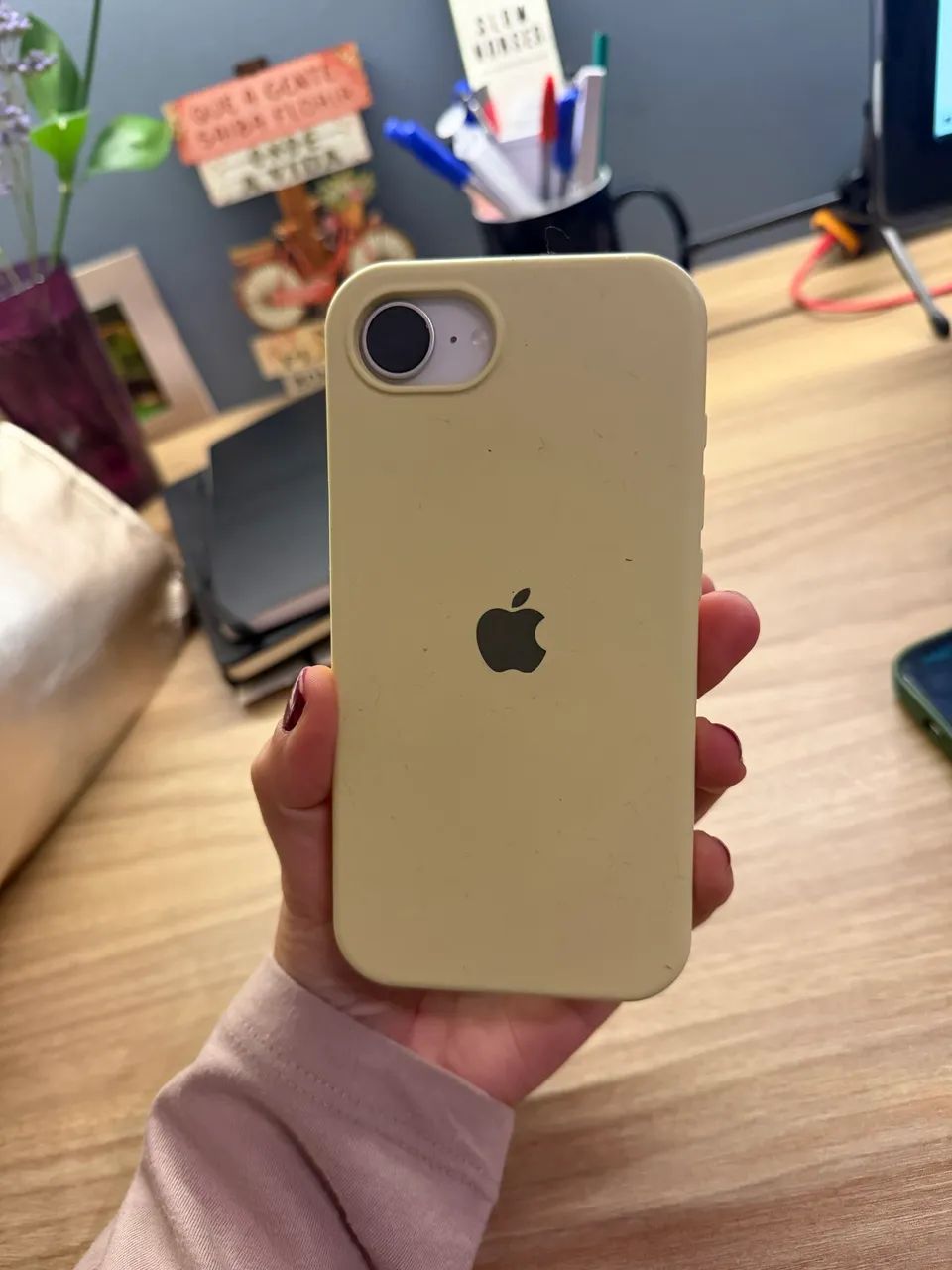 iPhone 16E 128 GB bateria 100% - Foto 4