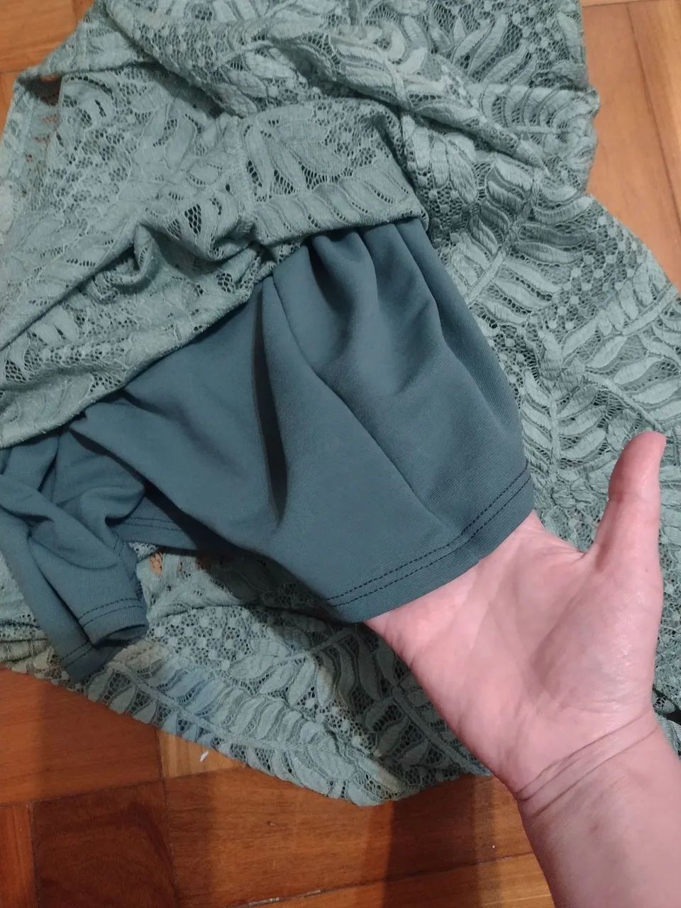 Vestido em renda verde turquesa com forro  - Foto 3