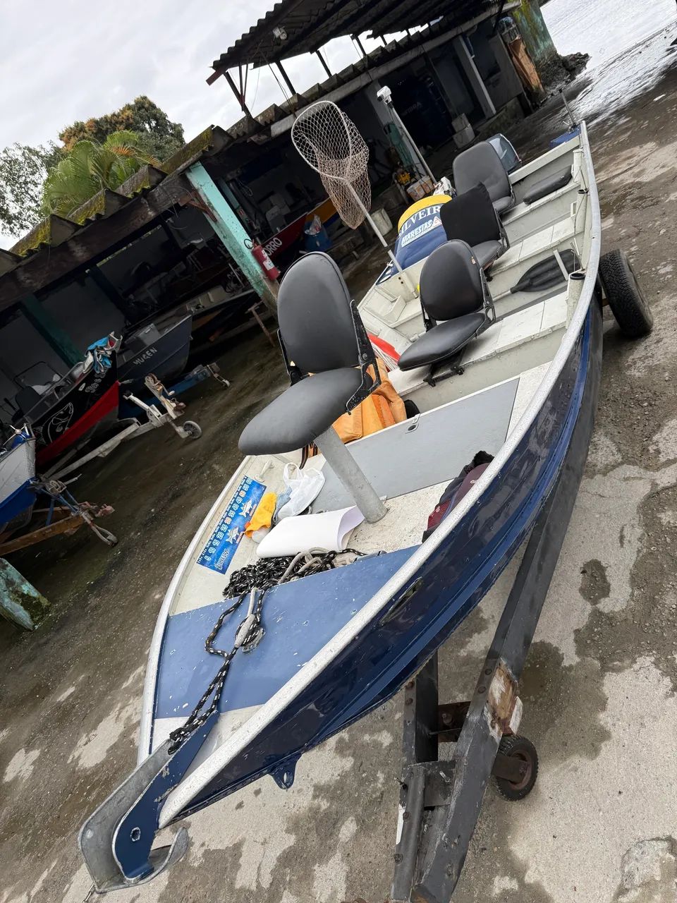 Barco de pesca Robaleiro 