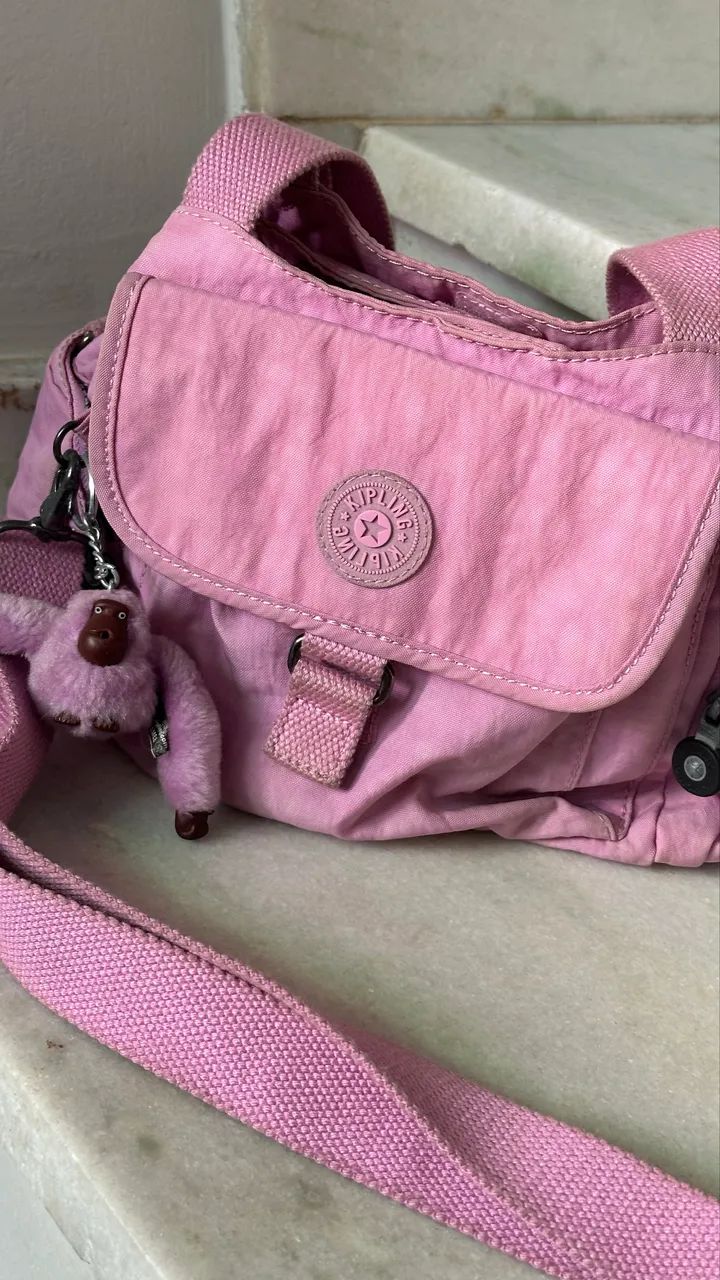 Kipling Bolsa Rosa Original com Macaquinho - Foto 5