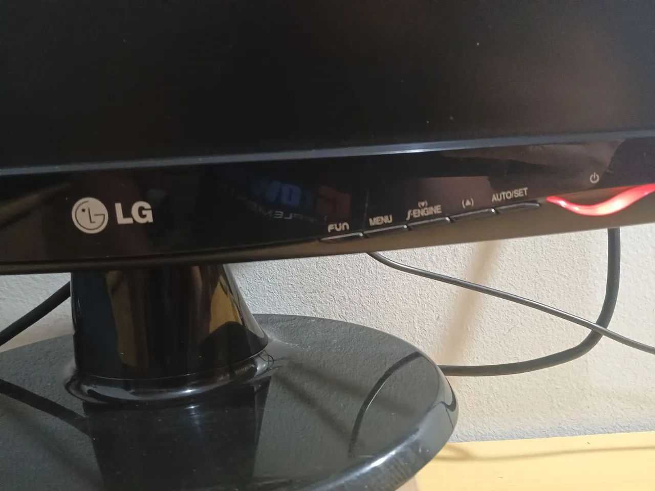 Monitor LG Flatron W1943C - Foto 2
