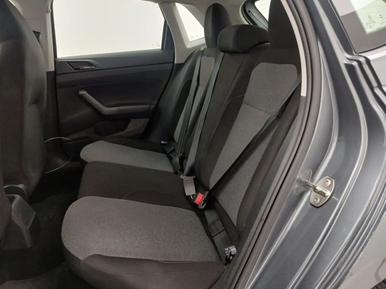 Volkswagen Polo 1.0 MPI Flex 12V 5p, foto 17 de 18