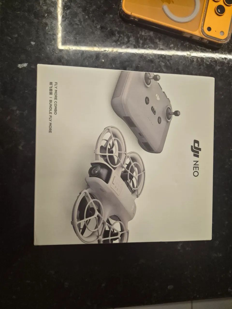 DJI Neo Fly More Combo controle e 03 baterias novo sem uso.